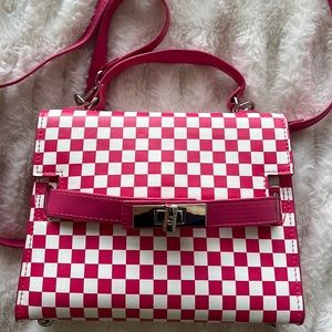 Steve Madden white and hot pink checkered shoulder bag brand new